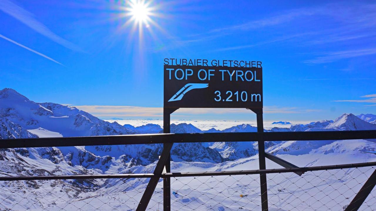 Hotel Montana Telfes im Stubai Eksteriør billede